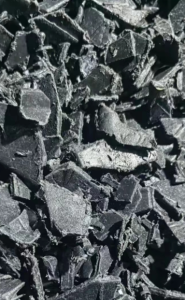 长期出售褪漆保险杠破碎料