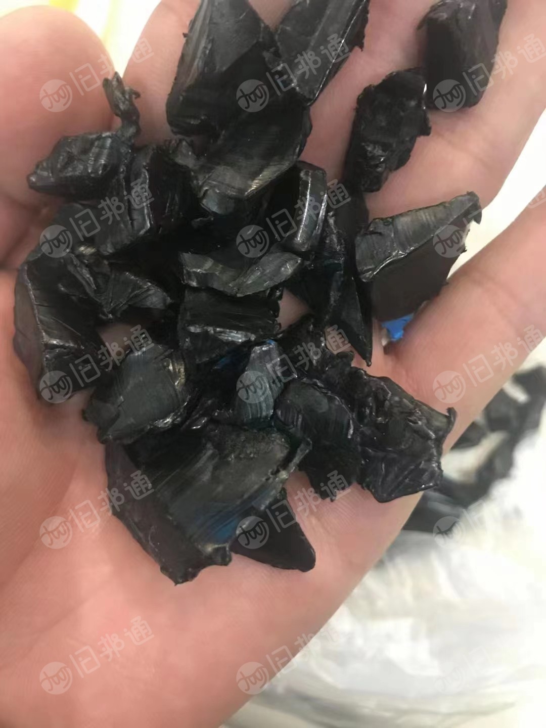 现金大量收蓝线管破碎料,纯燃气管道破碎料
