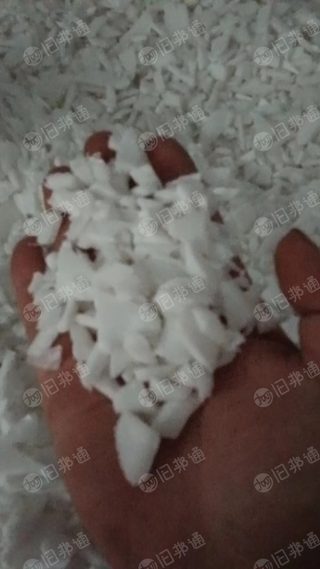 出售pp管芯破碎料,白色蓝色都有