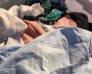 长期供应分拣好的夏装，秋装，羽绒服等！