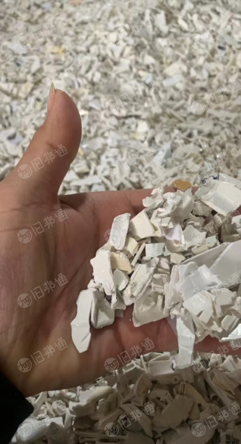 常年出售PC开关面板破碎料,现货30吨