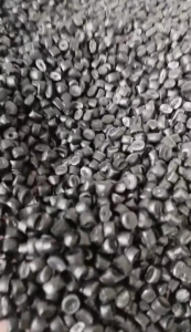 出售黑色PE颗粒，注塑级，全漂，4300元/吨