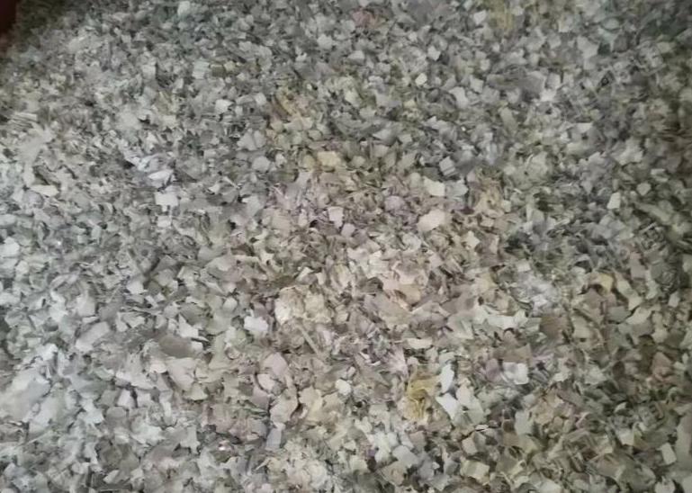 长期供应PVC墙纸粉碎料,吹毛料