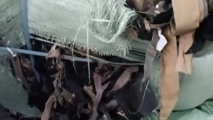 出售休闲服装布碎料，卡其棉，现货够车