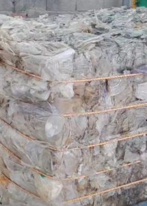 长期出售透明丙压块，餐盒压块，饭盒压块