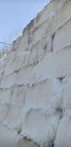 出售精梳棉，可以做被子絮棉，可以纺纱，纯大化，包芯纱，涤棉纯棉