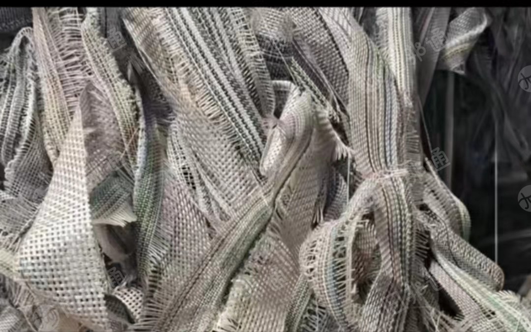 大量回收软PVC沙滩椅废料,PVC窗帘料,玩具料