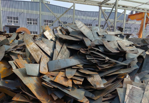 出售带钢板头料，2-3.5个厚，长期有货