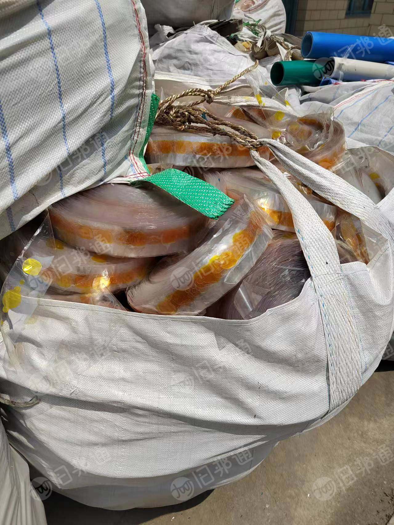 出售轻胶PET卷膜,打绳料,现货20吨