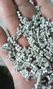 大量供应聚丙填充母粒颗粒，注塑填充母粒，电缆填充绳颗粒