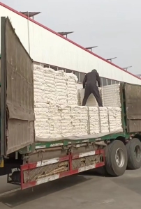 皮棉落棉高配32支下来的车肚到货色白杂少无三丝，现货100多吨！