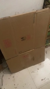 出售二手牛奶纸箱，现货18米一车