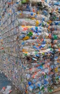 大量出售三色瓶砖