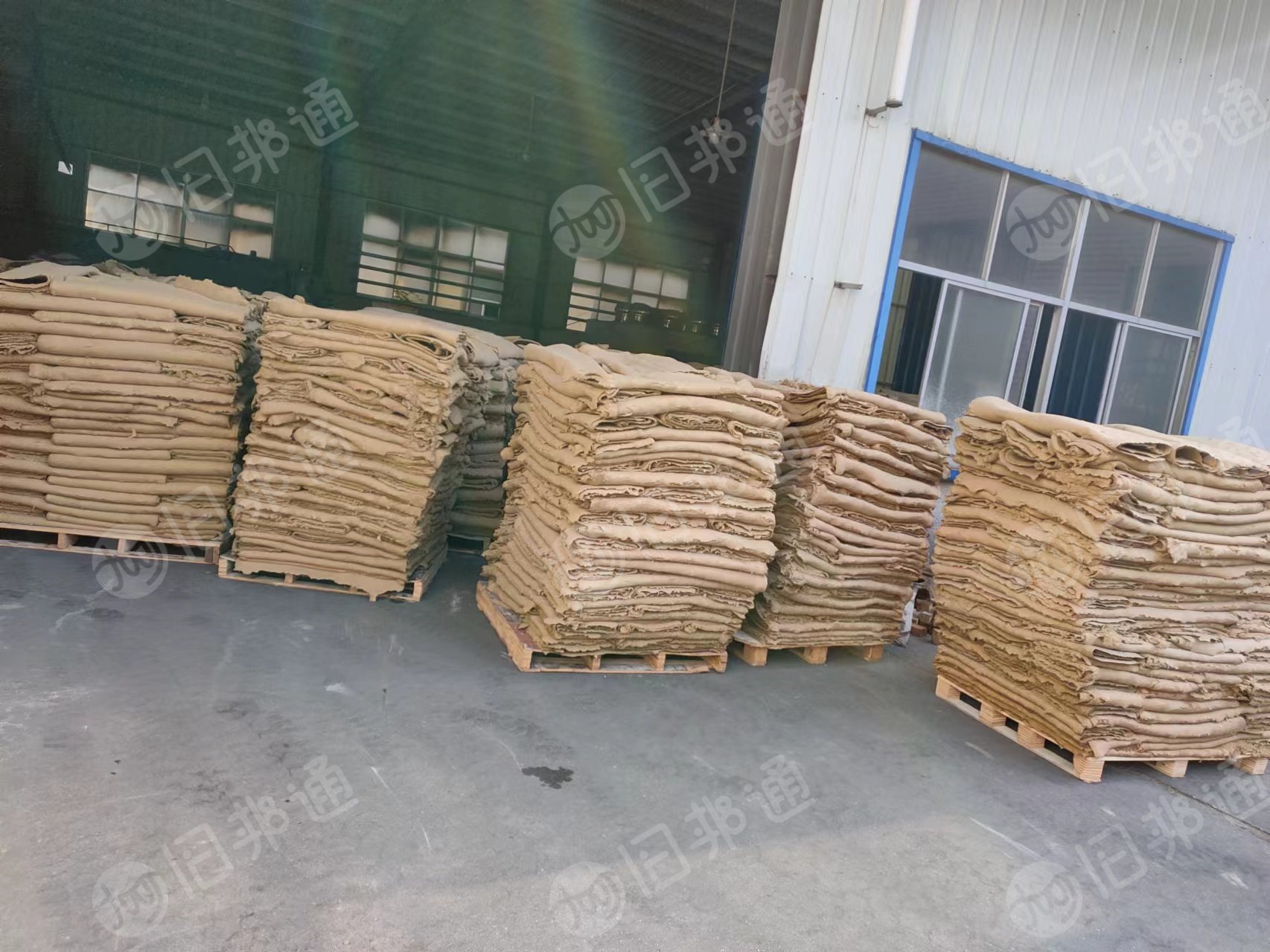 长期供应牛皮纸浆,每个月产1000吨左右