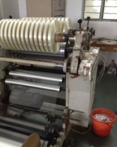 大量求购卷筒PET离型膜，是在普通PET薄膜上涂一层硅油