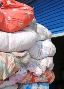 漯河长期供应旧衣服统货，棉被，旧包等！