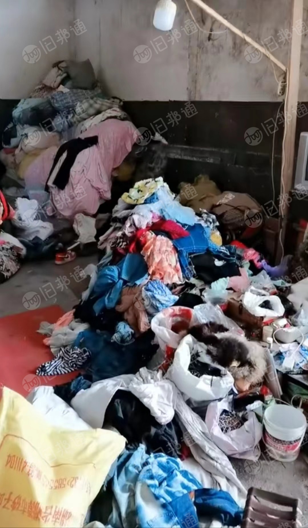 长期供应旧衣服统货,分拣货,夏装,冬装,鞋子,包包,棉被等~