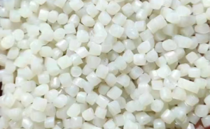 出售大白颗粒，尿素桶颗粒，娃哈哈颗粒等