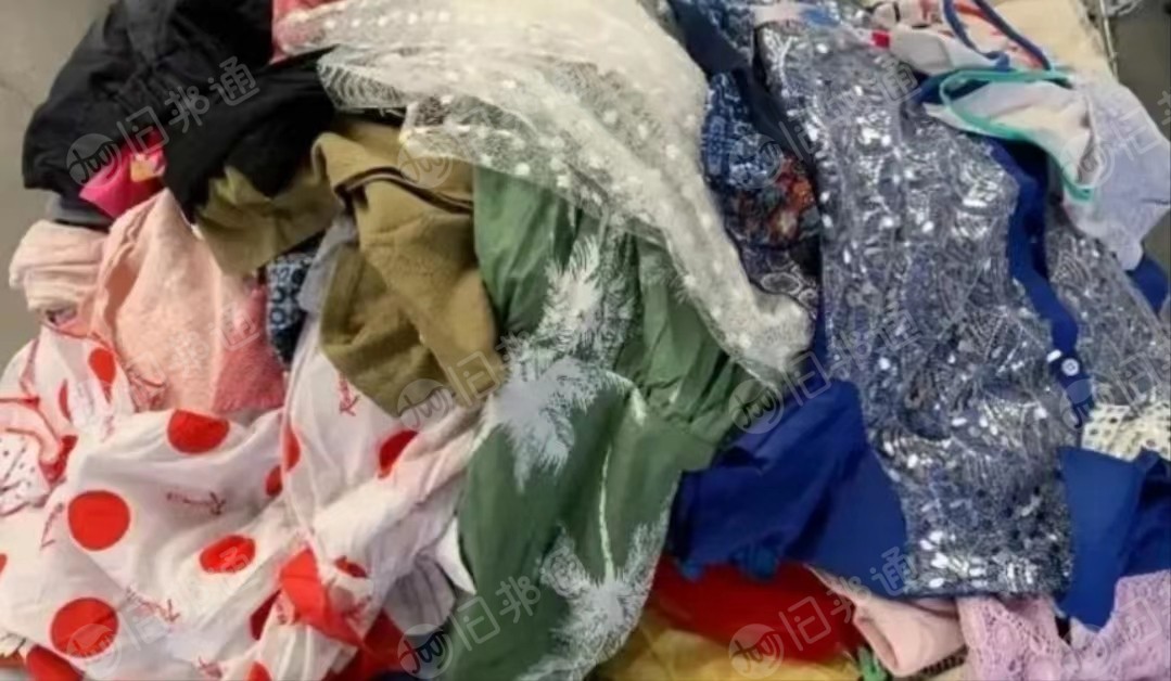 驻马店长期出售旧衣服统货,鞋子,毛绒玩具!