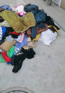 常年供应旧衣服，鞋子，毛绒玩具等！