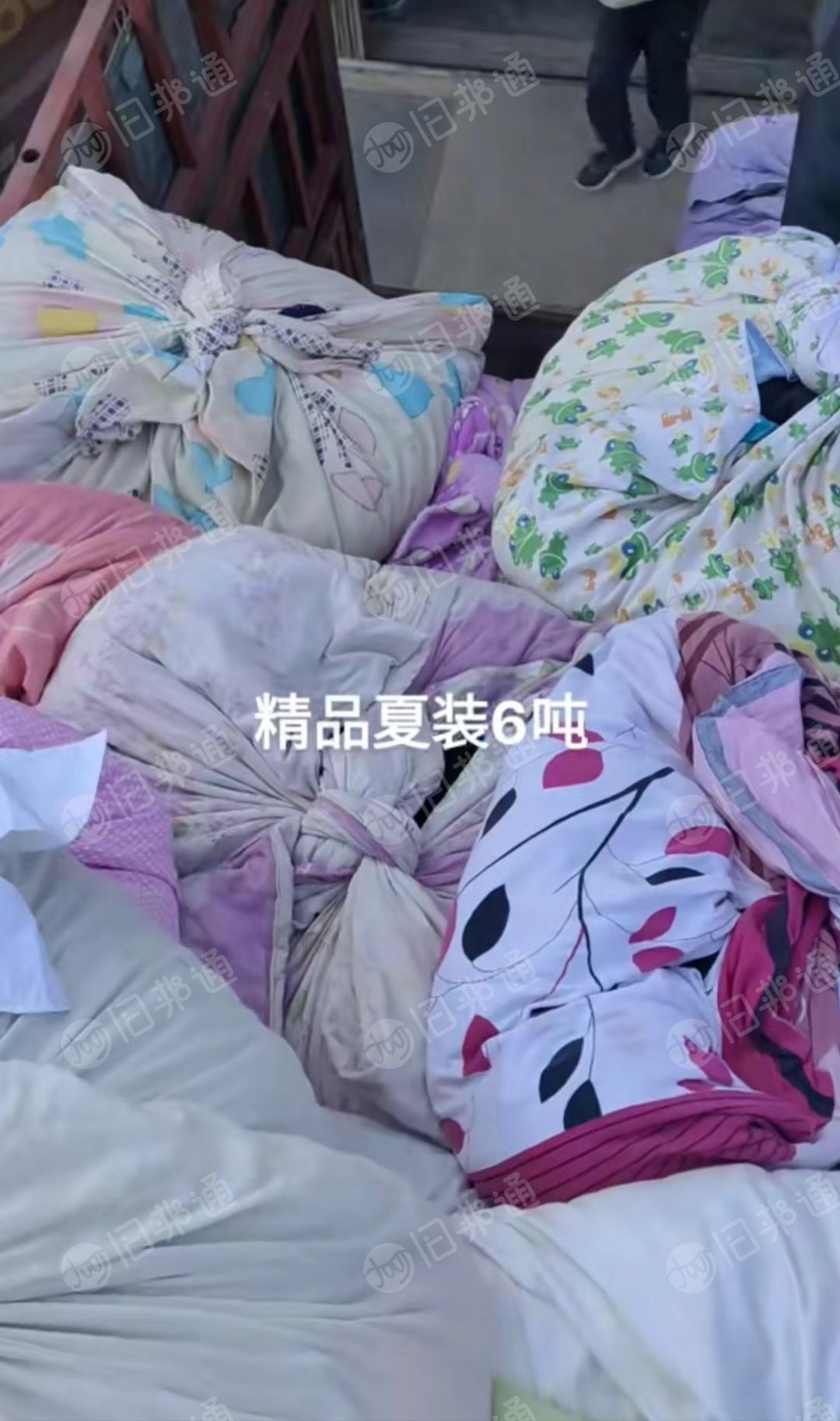长期出售分拣好的夏装,冬装,鞋子,包包!