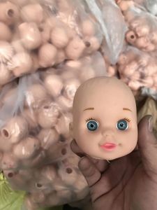 收购各类PVC废搪胶玩具件、肉色、白色、明料、杂色、滴塑件、发泡革、鞋带鞋花