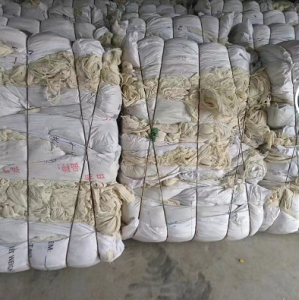 出售精纺浆纱，精仿布边