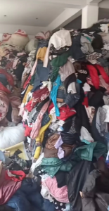 河南分拣场长期供应旧衣服，需要的客户欢迎来电洽谈！