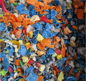 出售花色共聚丙破碎料，高冲击，比重轻