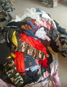 大量供应旧衣服床单被套 被子 旧衣服 旧鞋子 包 毛绒娃娃