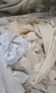 长期出售旧衣服大白料，扣子已剪好