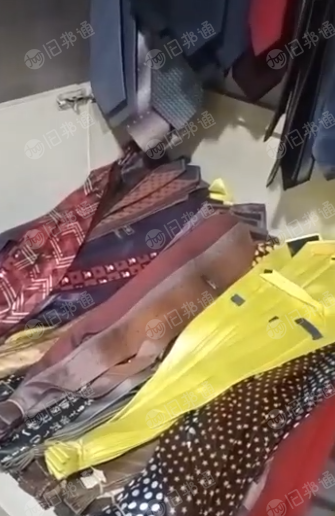 出售新的尾货领带