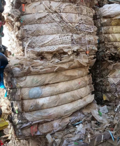 长期出售透明丙压块，透明PP压块，透明聚丙压块，PP透明压块