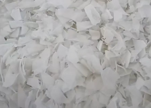 长期出售花乙破碎料，尿素桶破碎料，白乙破碎料，大白破碎料