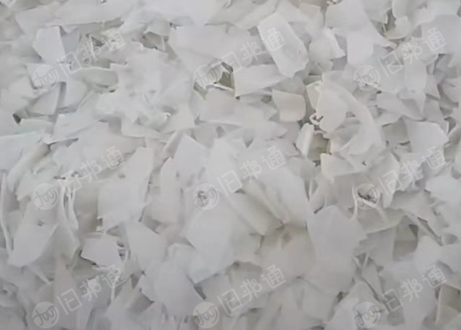 长期出售花乙破碎料,尿素桶破碎料,白乙破碎料,大白破碎料
