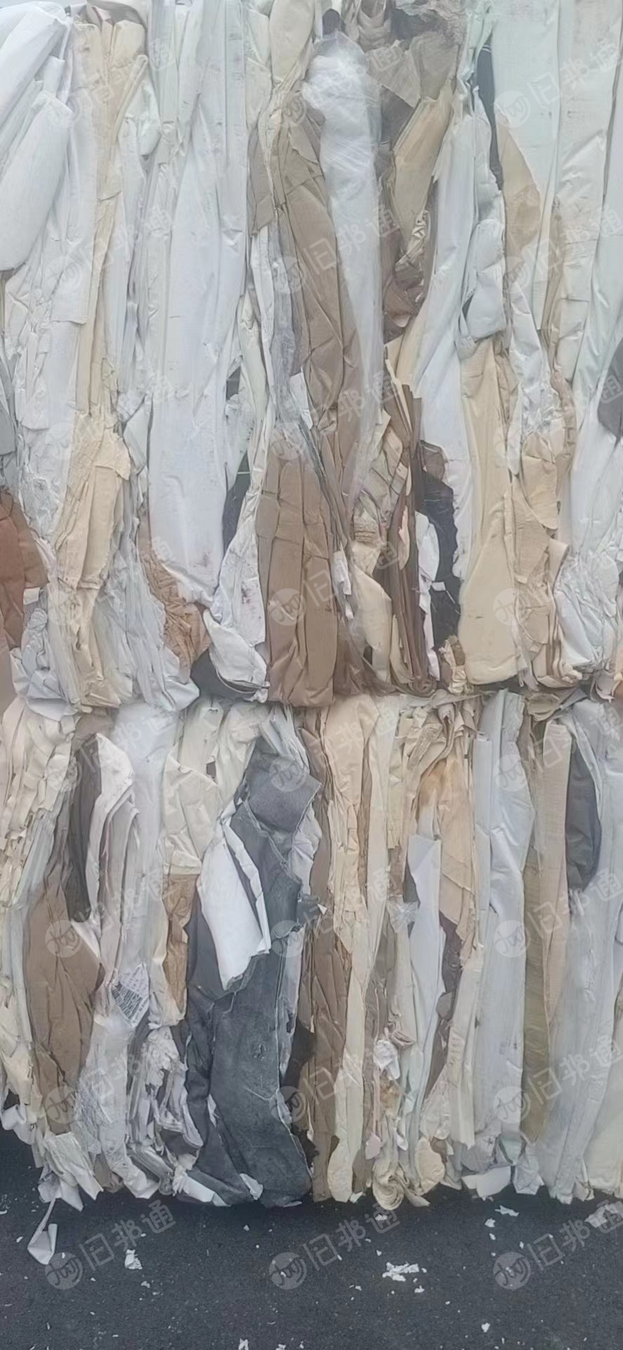 出售家具木纹纸废料,打包压块好的
