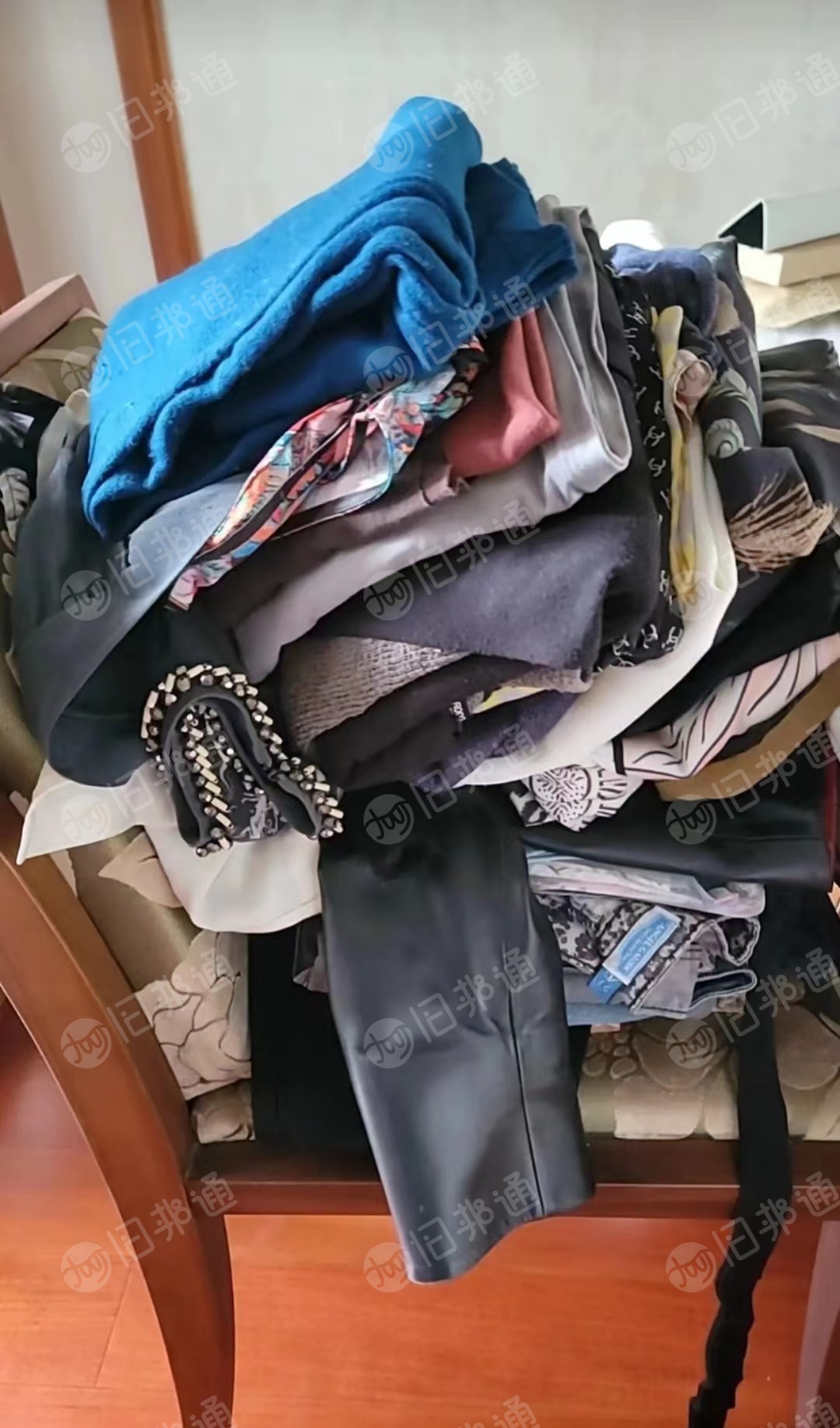 江苏苏州长期供应旧衣服统货,需要的联系