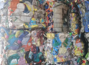 长期出售花乙压块，HDPE压块，低压PE压块