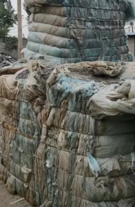 长期出售大棚膜废料