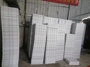 长期回收PP,PET吸塑盒，吸塑边角料