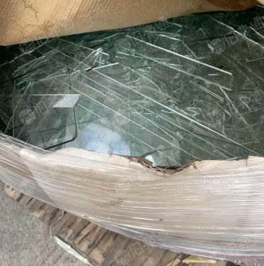 广东长期高价回收废玻璃,白色玻璃瓶,中空夹胶碎玻璃,各类工业废玻璃