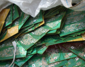 大量回收废旧PCB电路、线路板，废电路板