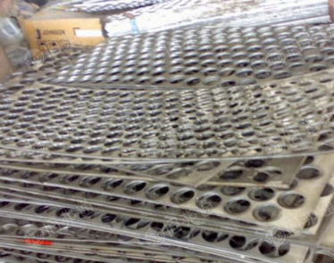 常年大量求购不锈钢304边角料,不锈钢冲压料