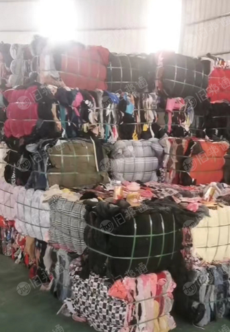出售旧衣服黑料,现货20多吨