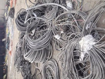 长期高价回收废电缆废电线，铜芯电缆，铝芯线