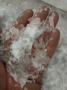 常年出售PET吸塑片破碎料，干净直接上机