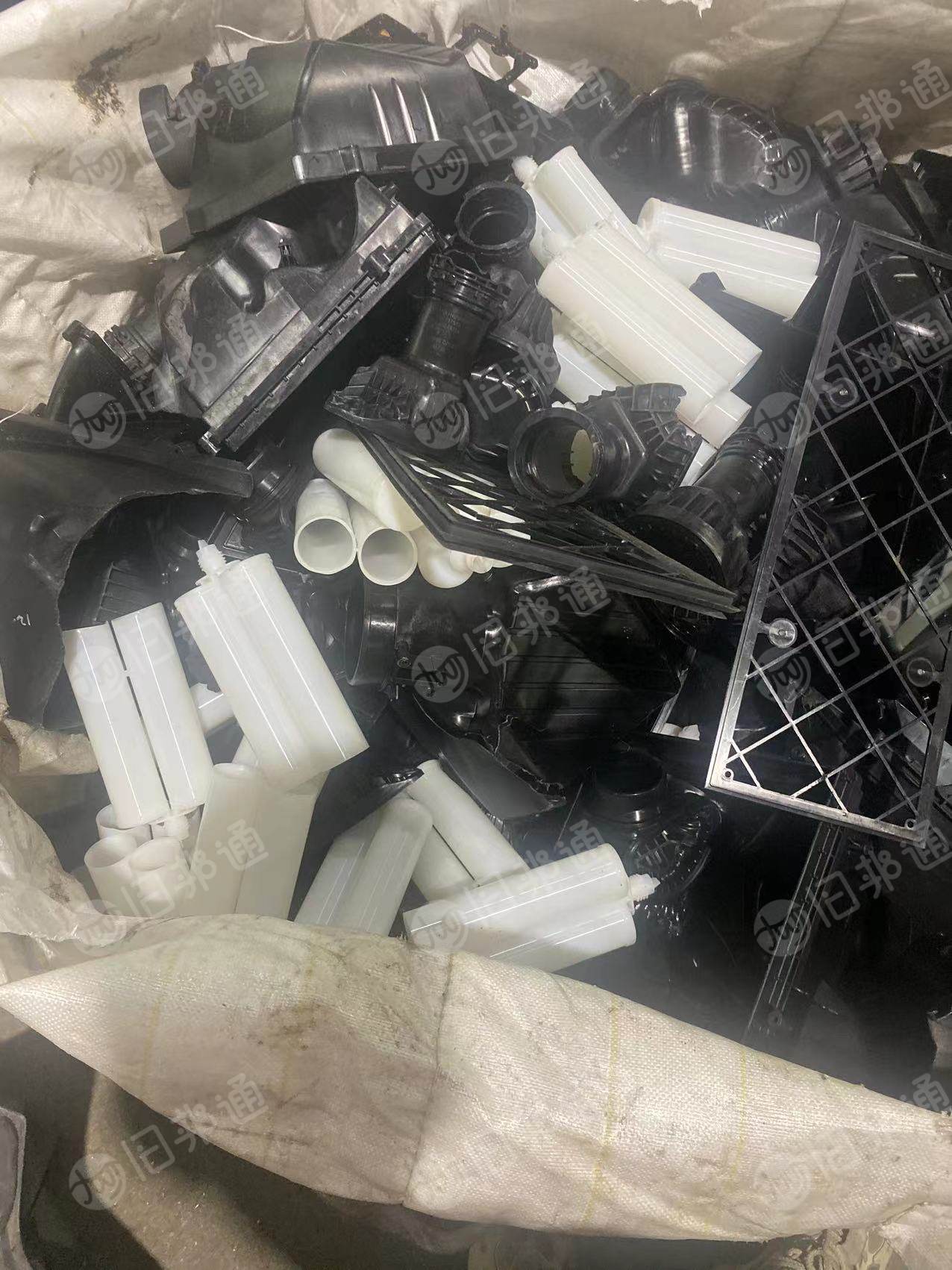 出售汽车尼龙块料,汽车中网,产品件,常年有货