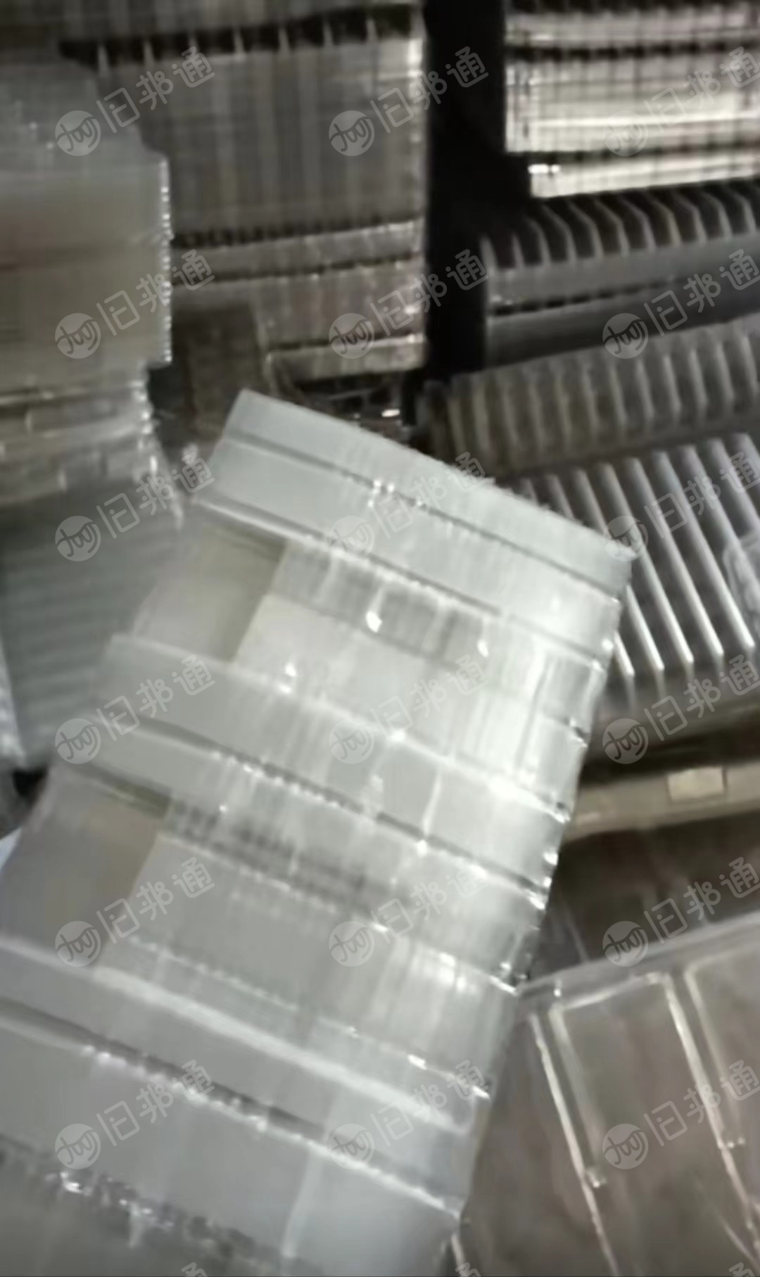 回收PET边料,边框,电子托盘,包装盒子,吸塑片等毛料
