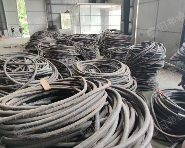 回收废电缆线铜线,库存旧积压发电站旧电线,工地工厂废旧电缆拆除