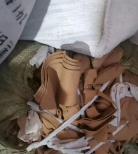 出售毛呢下脚料，双面呢下脚料，羊毛料，服装厂碎布料